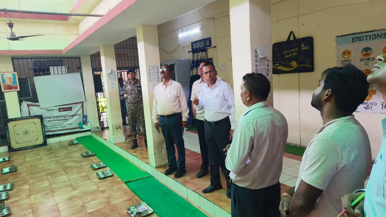 कलेक्टर एवं एसएसपी ने प्लेस ऑफ सेफ्टी का किया संयुक्त निरीक्षण